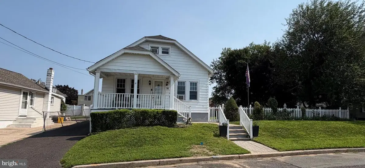 38 Oregon Ave, Hamilton, NJ 08610 - #1