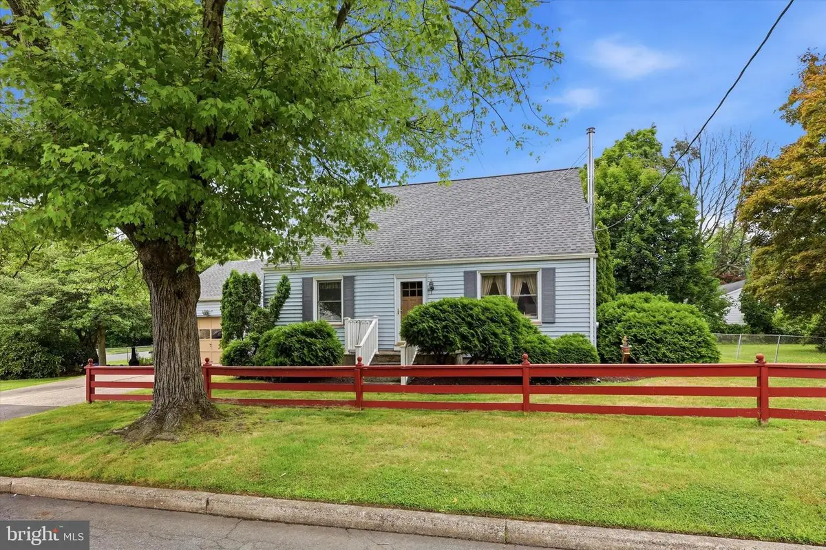 24 Hillman Ave, Trenton, NJ 08638 - #1
