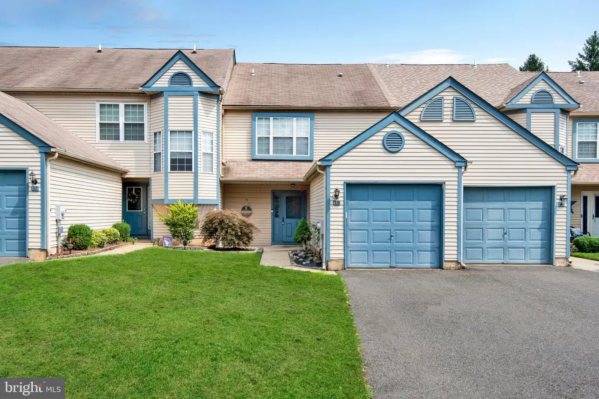 39 Willow Bend Dr, Hamilton, NJ 08690 - #1