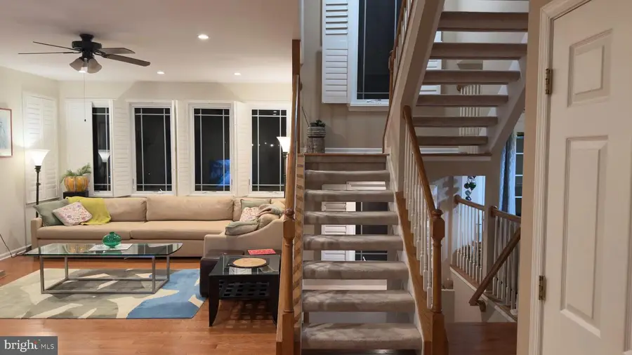 28 Pemberton Ln, East Windsor, NJ 08520 - #2