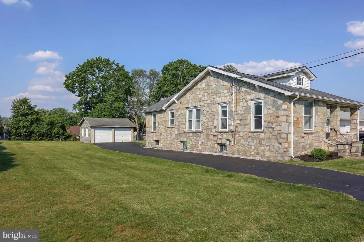 730 Pilgrim Ave, Lawrenceville, NJ 08648 - #1
