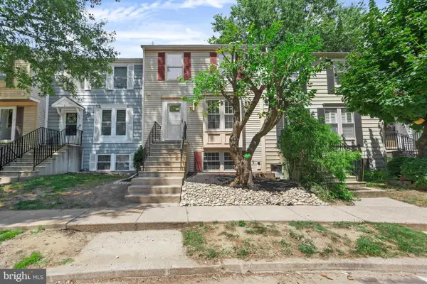 3 Woodland Ct, HAMILTON, NJ 08610