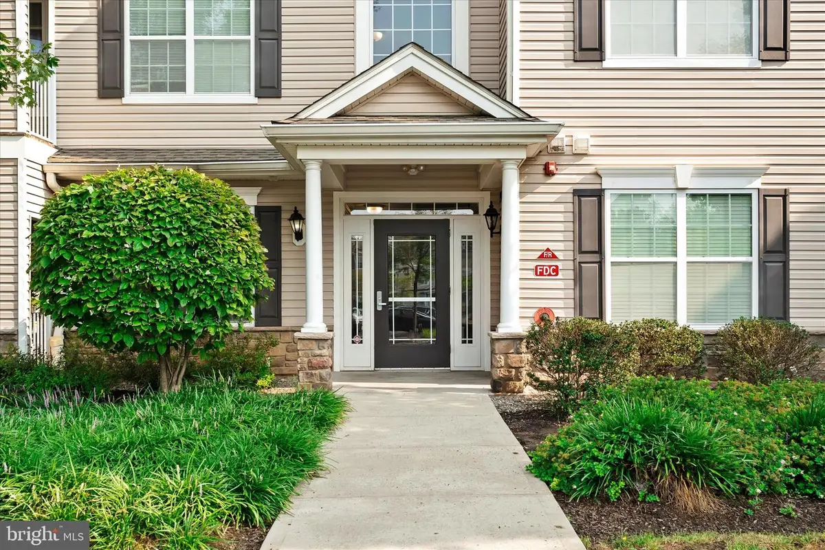 718 Timberlake Dr, Ewing, NJ 08618 - #1