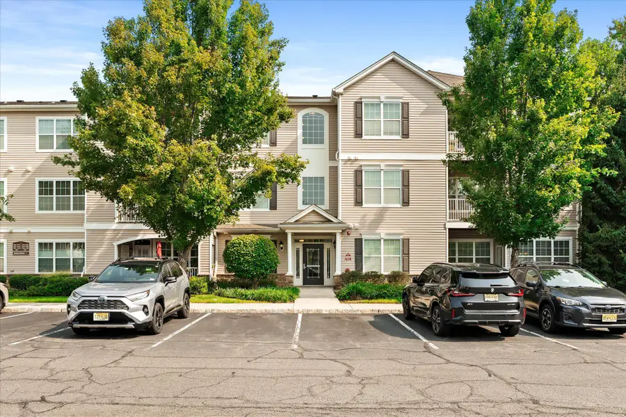 718 Timberlake Dr, Ewing, NJ 08618 - #2