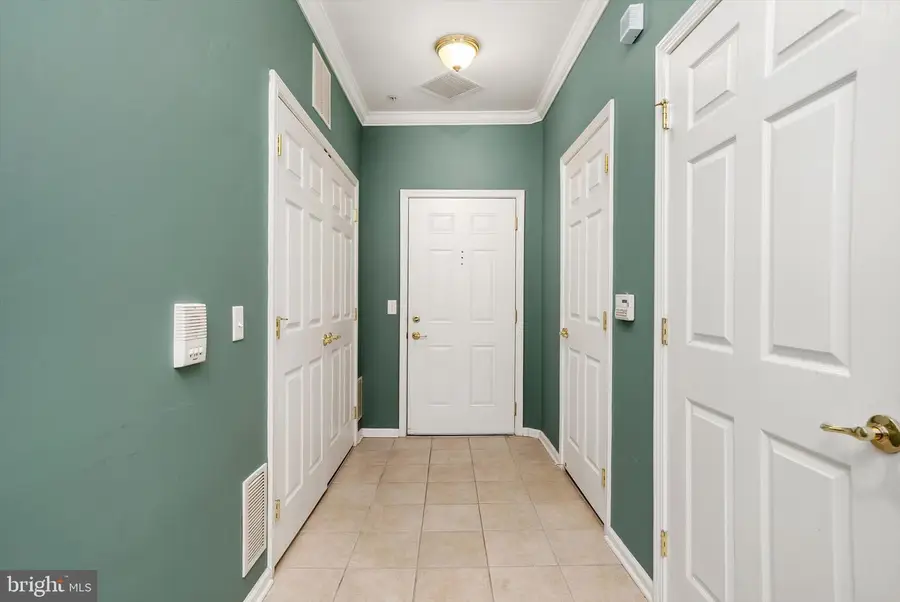 718 Timberlake Dr, Ewing, NJ 08618 - #3