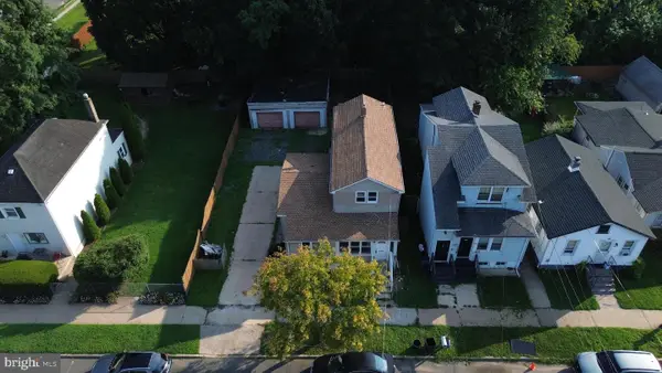 229 Parkinson, HAMILTON, NJ 08609