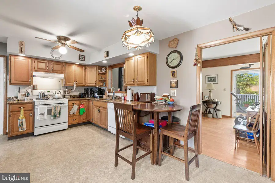 18 Jean Dr, Hamilton, NJ 08690 - #3
