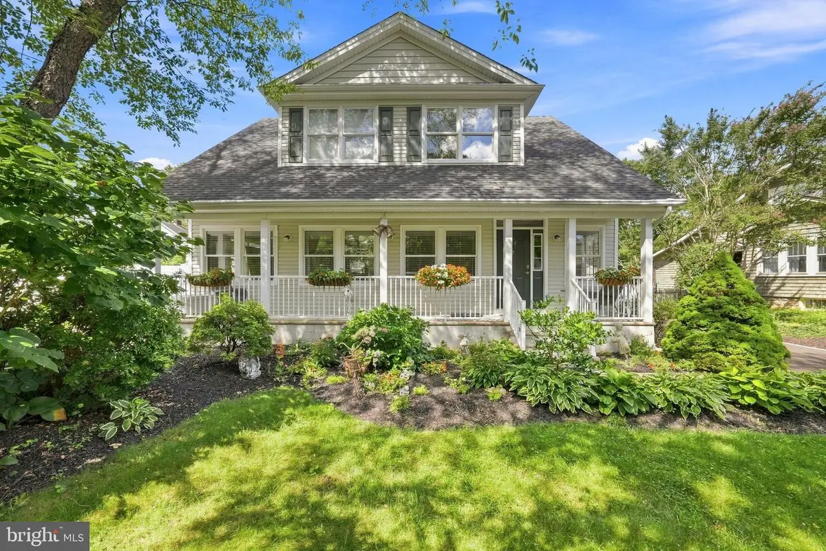 218 Maxwell Ave., East Windsor, NJ 08520 - #1