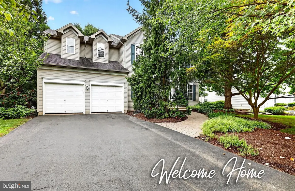 42 Stonehedge Dr, Hightstown, NJ 08520 - #1
