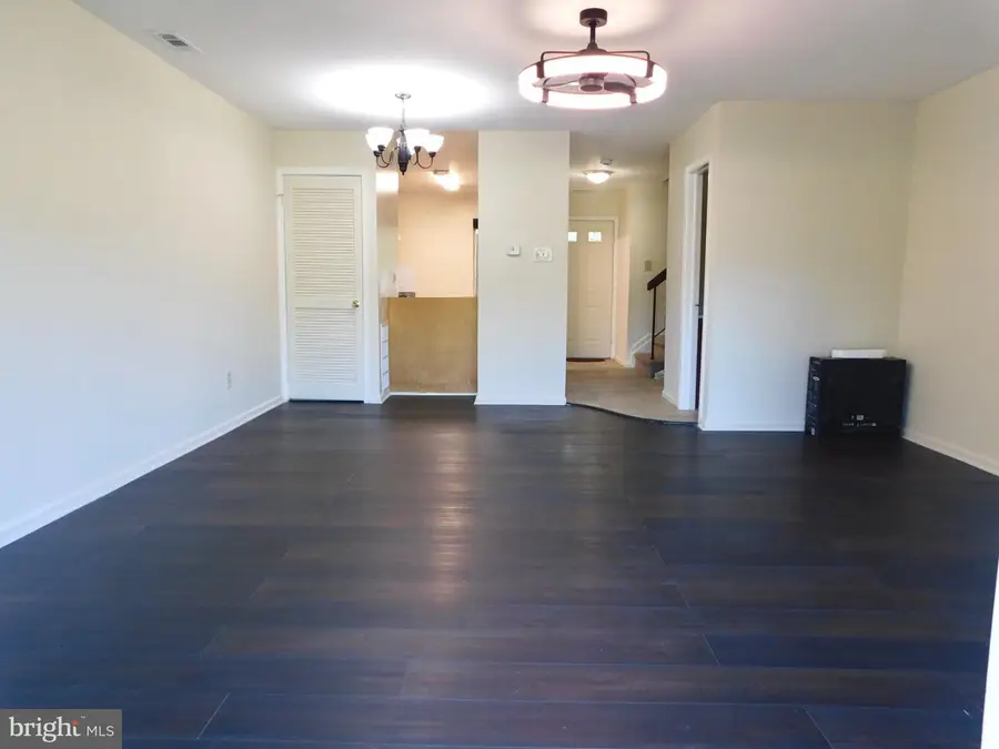 66 Chatham Ct, Hightstown, NJ 08520 - #3