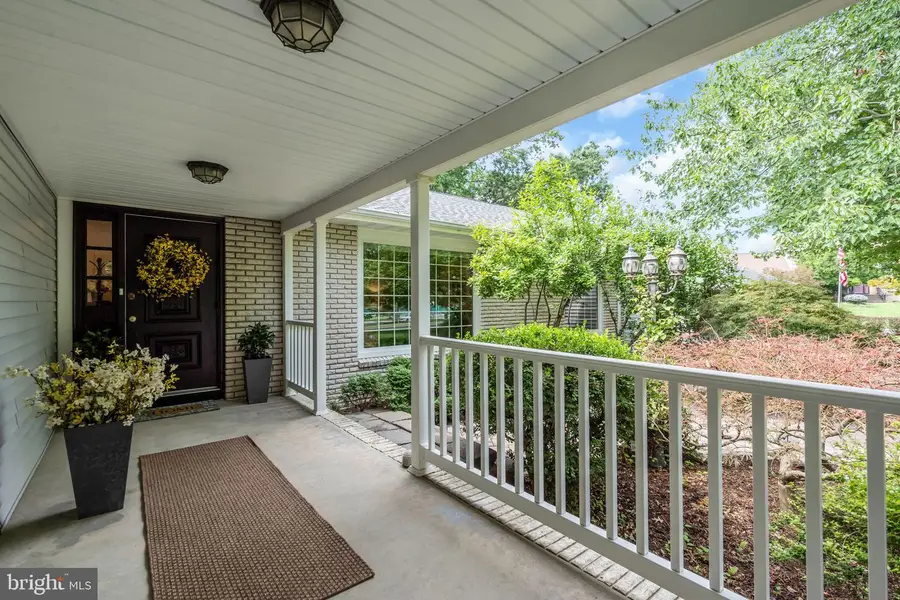 285 Meadowbrook Rd, Robbinsville, NJ 08691 - #2