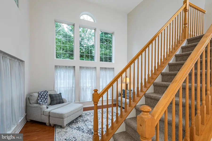 1 Howe Ct, Pennington, NJ 08534 - #3