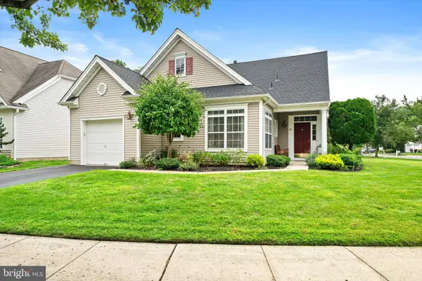 102 Rainflower Ln, PRINCETON JUNCTION, NJ 08550
