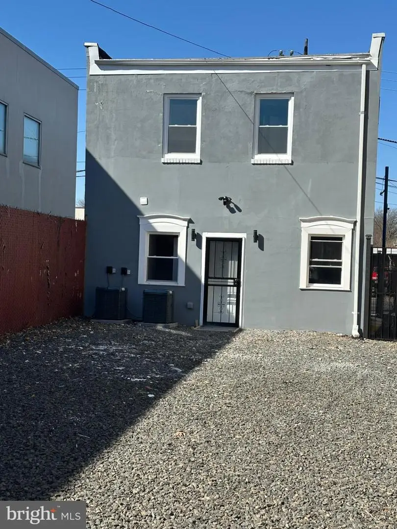 539 Perry St, Trenton, NJ 08618 - #2
