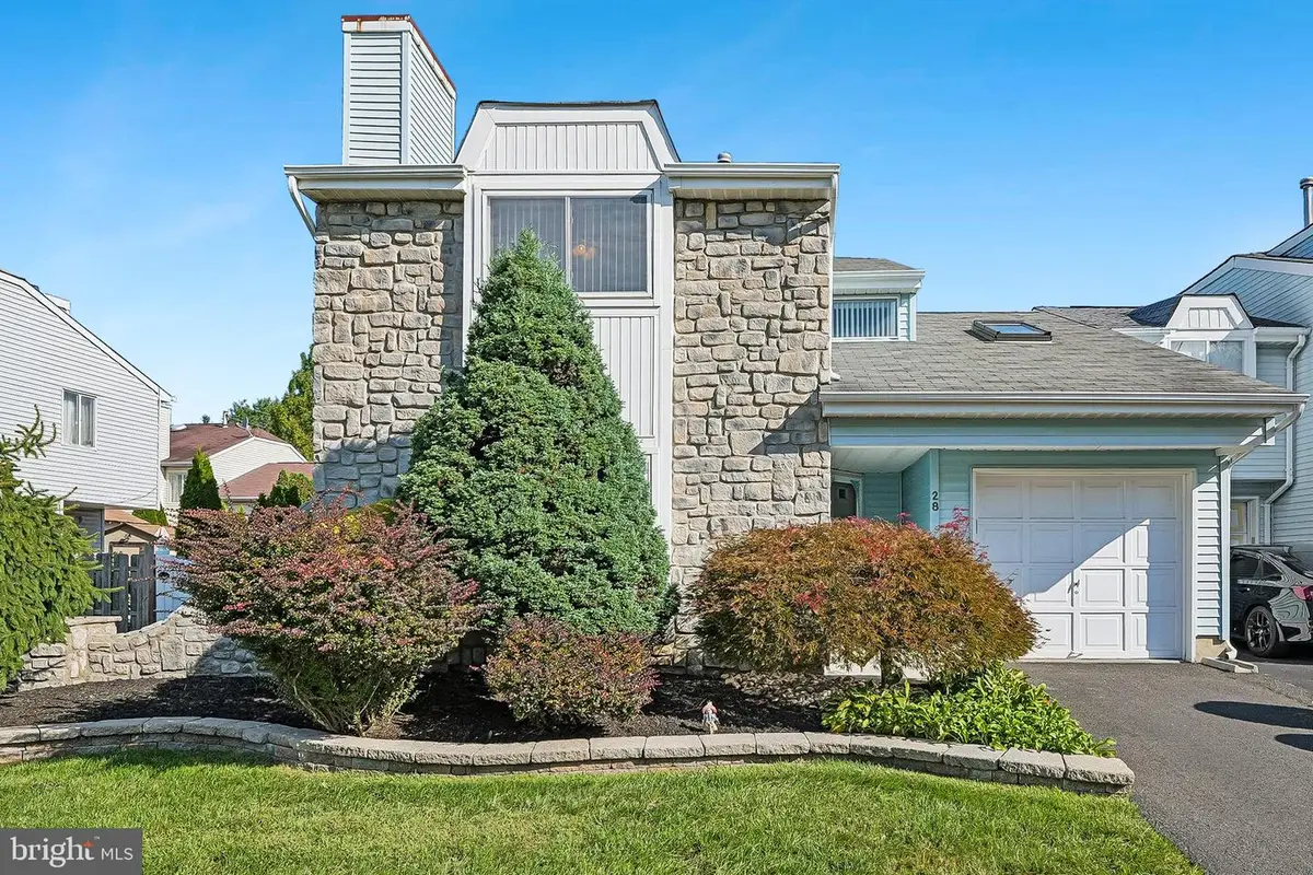 28 Allison Rd, East Windsor, NJ 08520 - #1