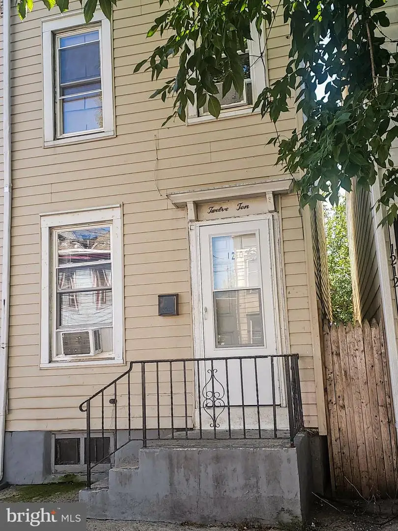 1210 Anderson St, Trenton, NJ 08611 - #2