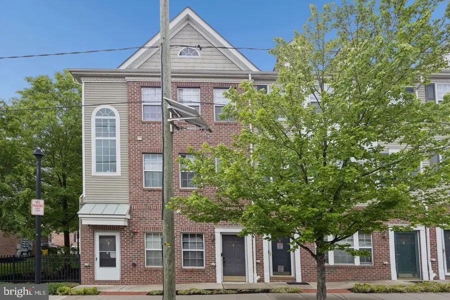 1060 Lamberton St, Trenton, NJ 08611 - #2