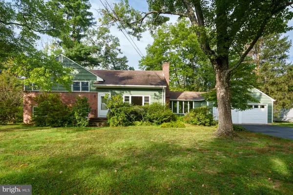 52 Gulick Rd, PRINCETON, NJ 08540