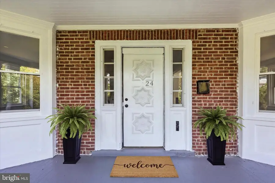 24 Belmont Cir, Trenton, NJ 08618 - #2