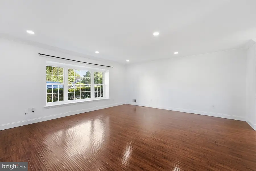 16 Carlyle Ct, Robbinsville, NJ 08691 - #3
