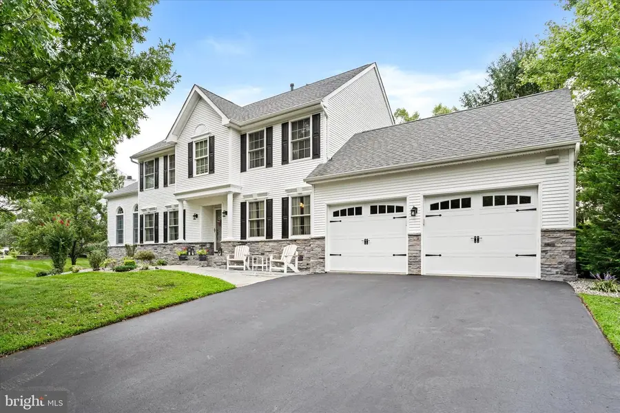 111 Laurel Dr, Robbinsville, NJ 08691 - #2
