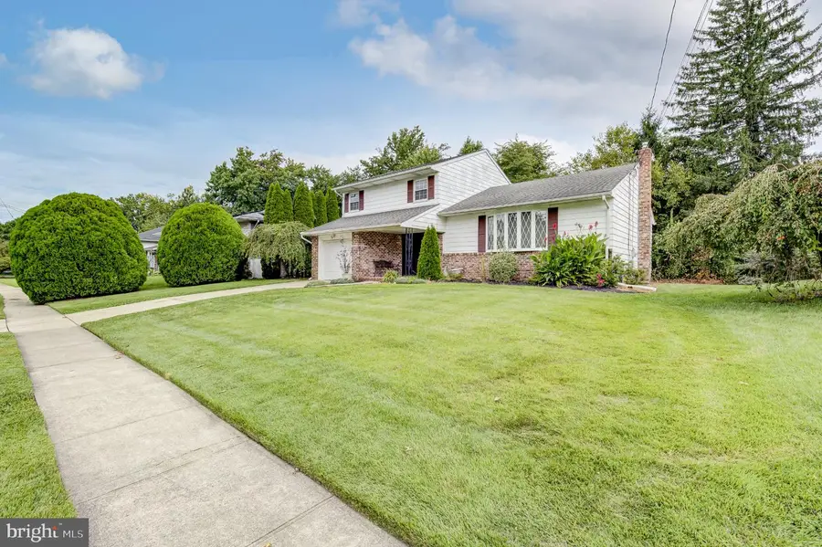10 Pasadena Dr, Hamilton, NJ 08619 - #3