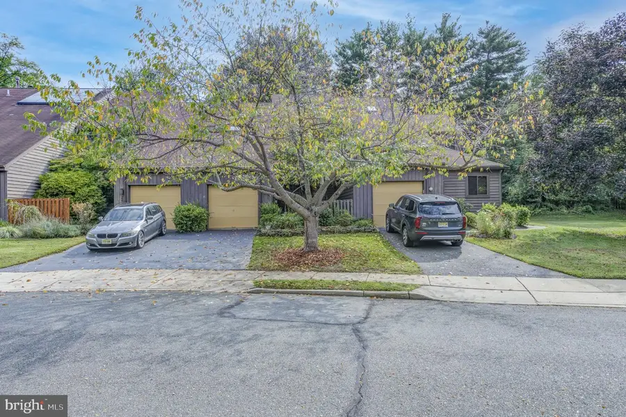 20 Rebecca Ct, Ewing, NJ 08628 - #2