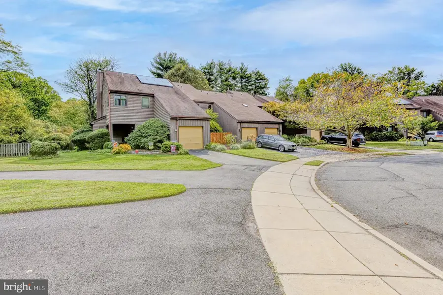 20 Rebecca Ct, Ewing, NJ 08628 - #3