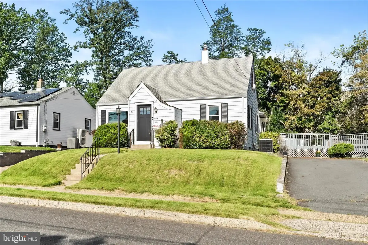 359 Churchill Ave, Hamilton, NJ 08610 - #1