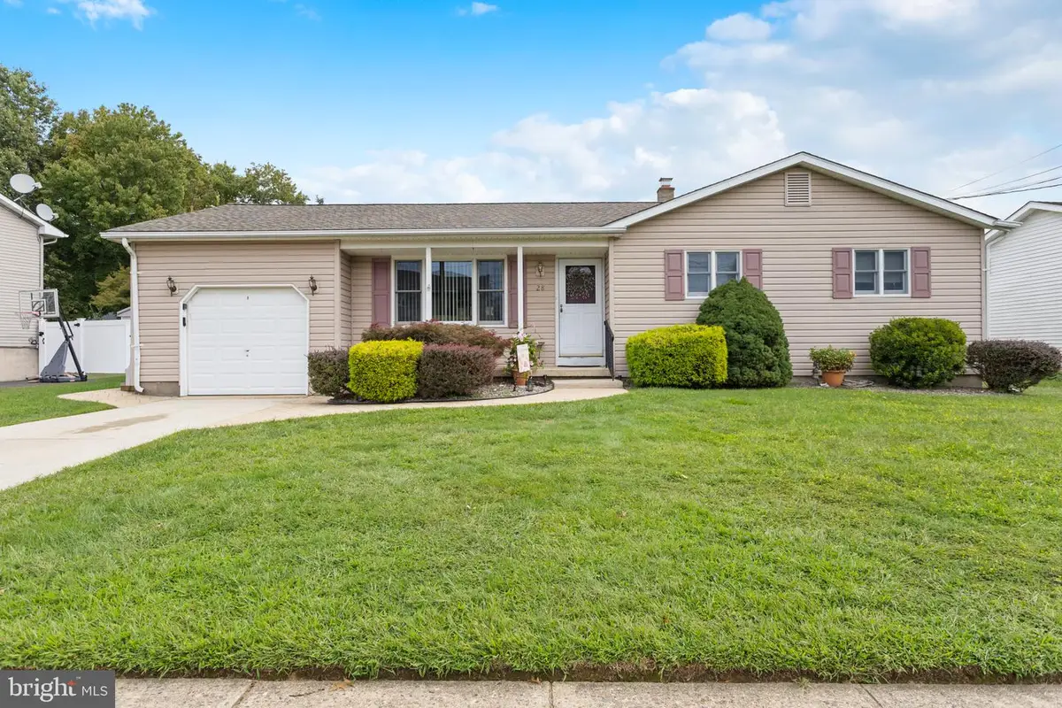 28 Dan Rd, Hamilton, NJ 08620 - #1