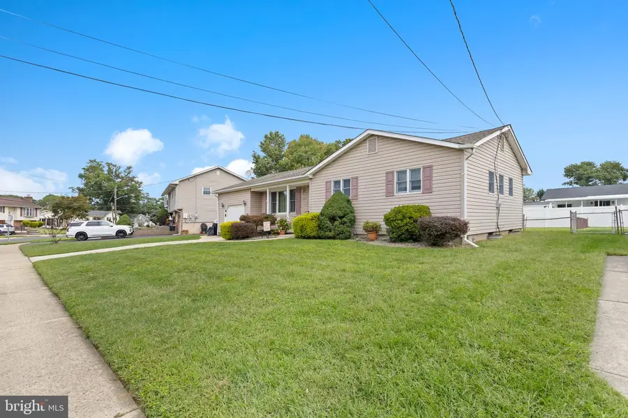 28 Dan Rd, Hamilton, NJ 08620 - #2