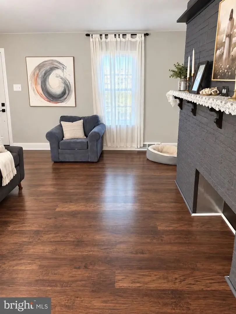 272 Main St, Hamilton, NJ 08620 - #3