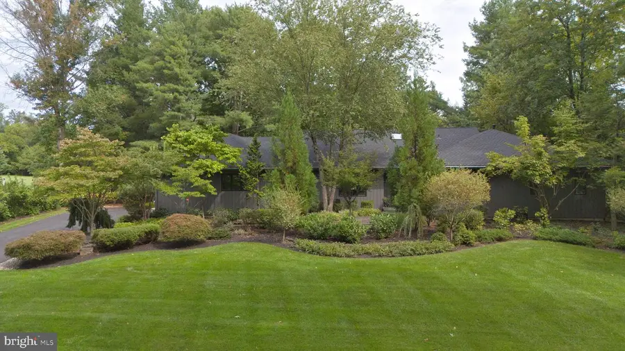 8 Deer Run, Princeton, NJ 08540 - #2