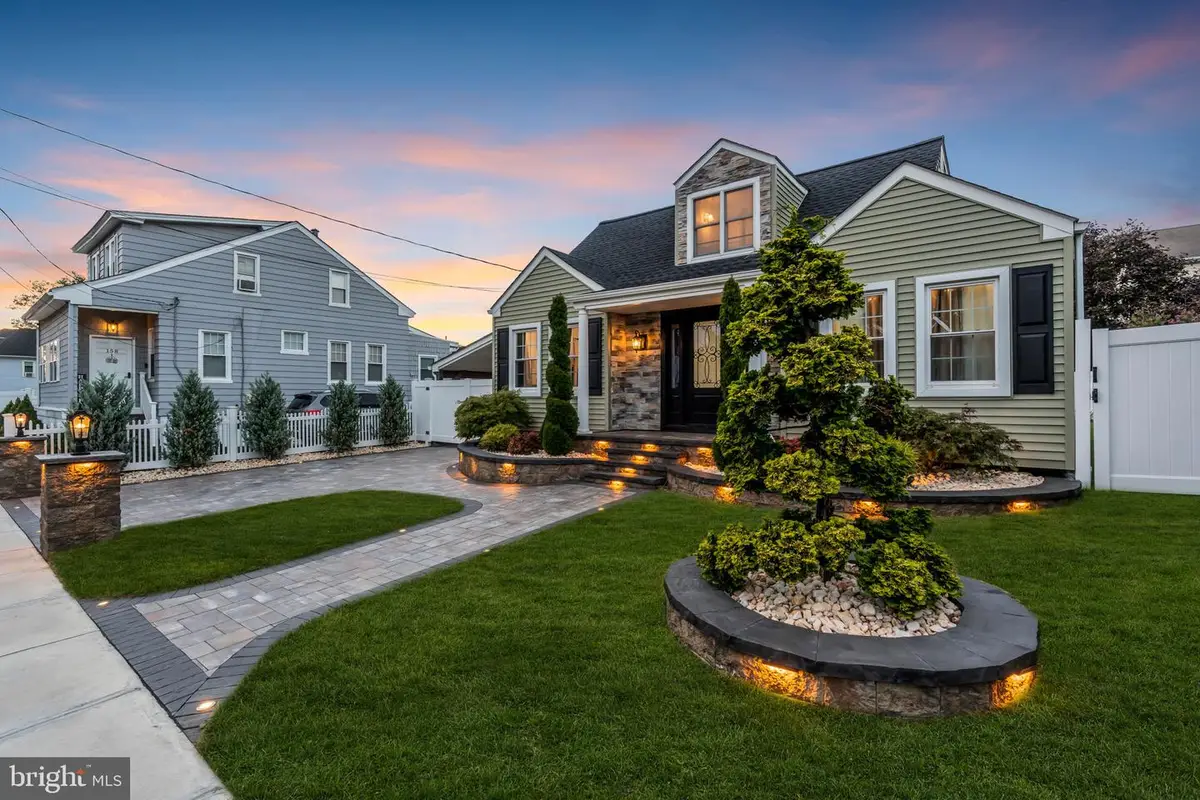 166 Milton Ave, Hamilton, NJ 08610 - #1