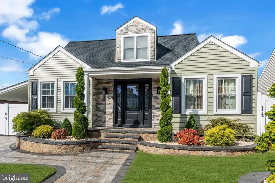 166 Milton Ave, Hamilton, NJ 08610 - #2