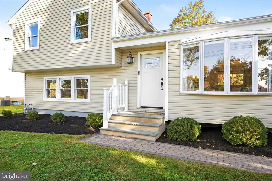 120 Susan Dr, Ewing, NJ 08638 - #3