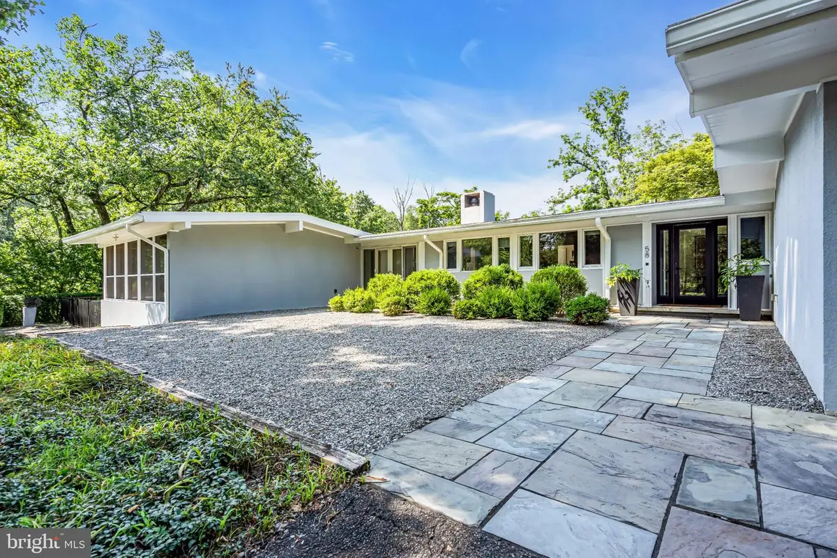 58 Fairway Dr, Princeton, NJ 08540 - #1