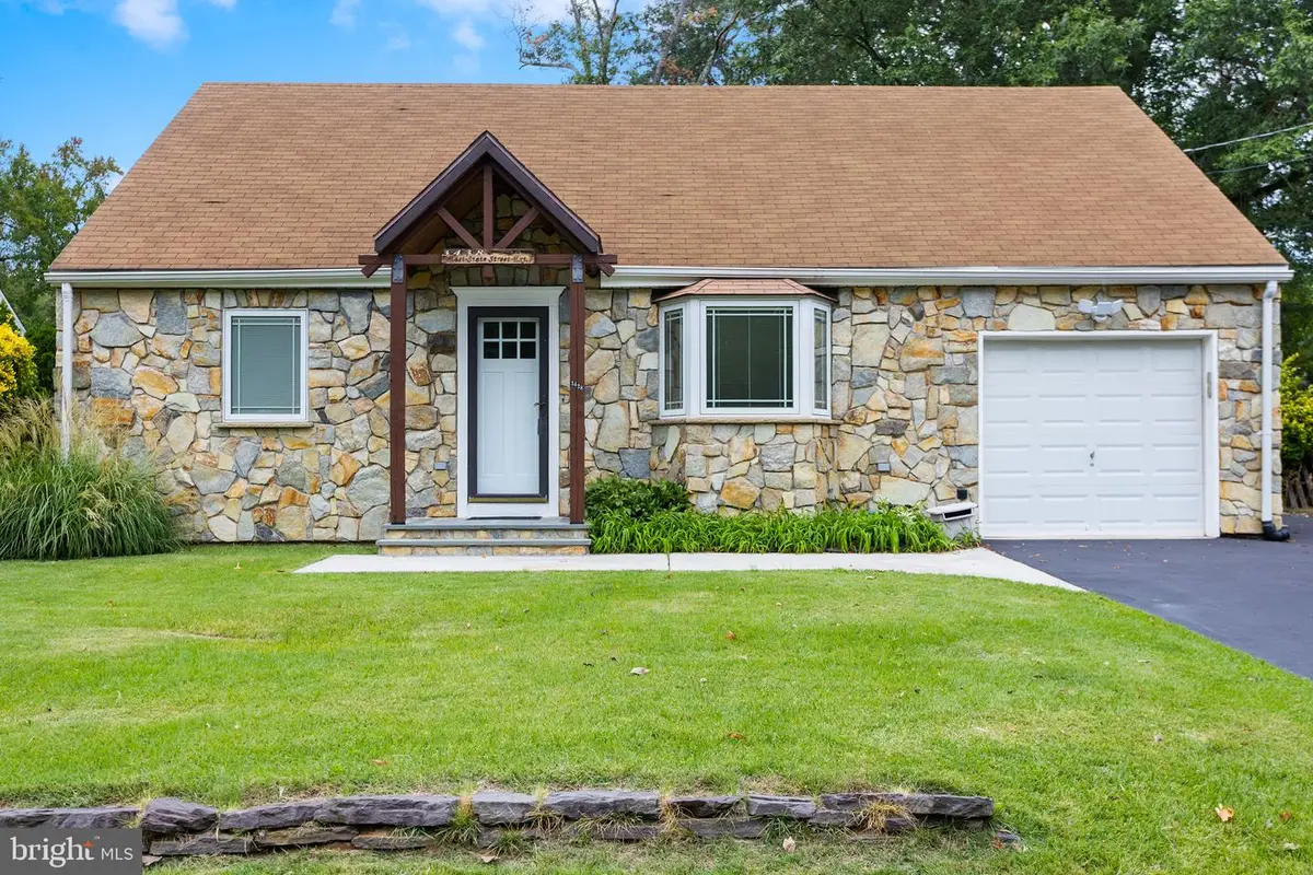 3438 E State Street Ext, Hamilton, NJ 08619 - #1