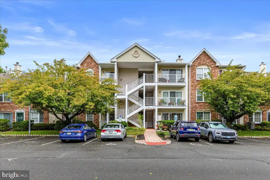 36 Lehavre Ct, Hamilton, NJ 08619 - #2