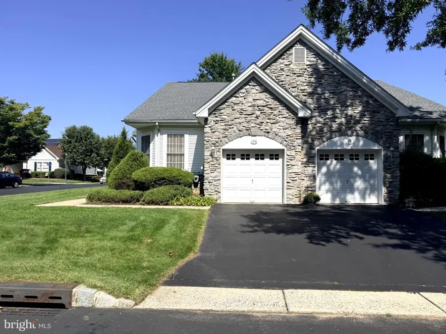 100 Meadowlark Dr, Hamilton, NJ 08690 - #2