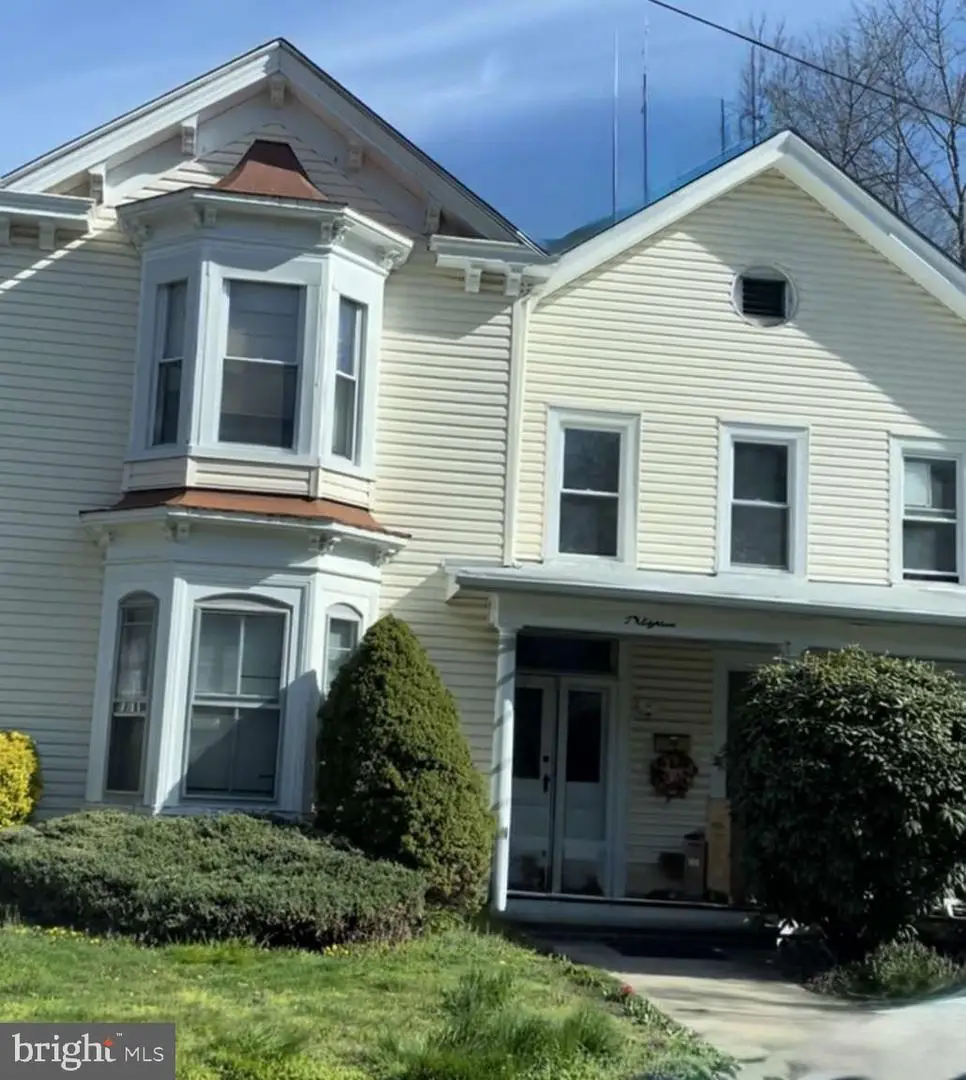 218 Morrison Ave, Hightstown, NJ 08520 - #1