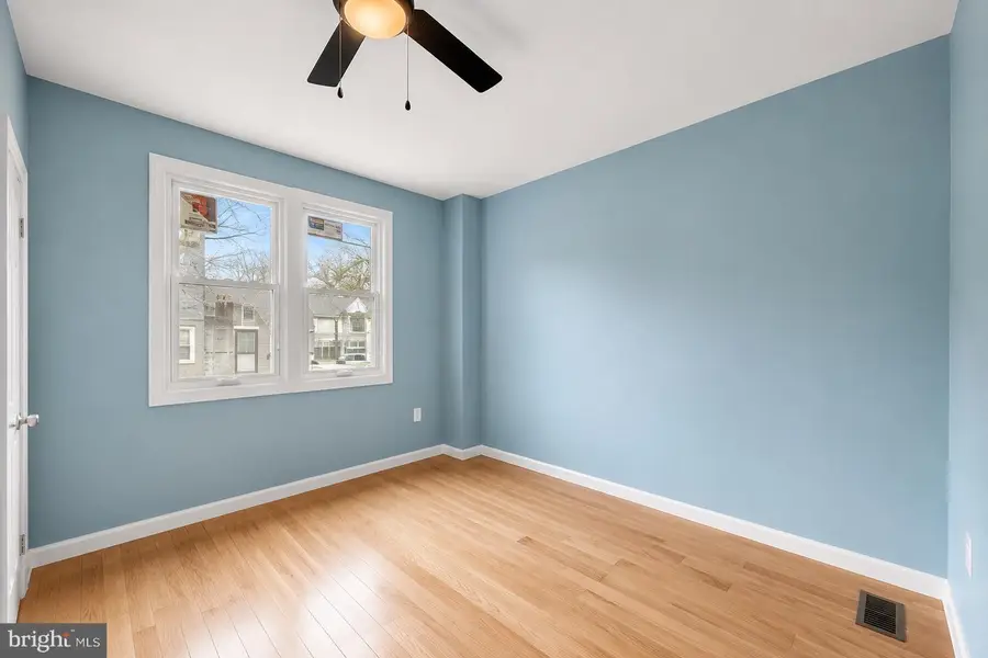 565 Lamberton St, Trenton, NJ 08611 - #3