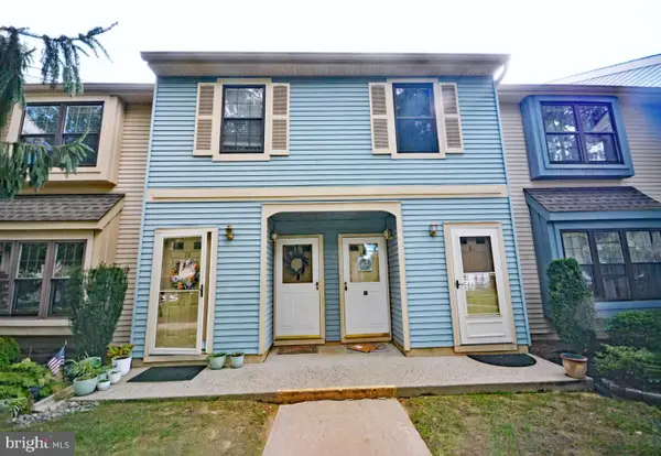 80 Wyndham Pl, ROBBINSVILLE, NJ 08691