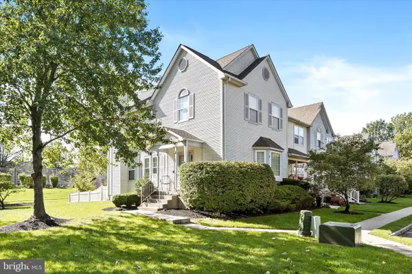 17 Tasley Ct, ROBBINSVILLE, NJ 08691