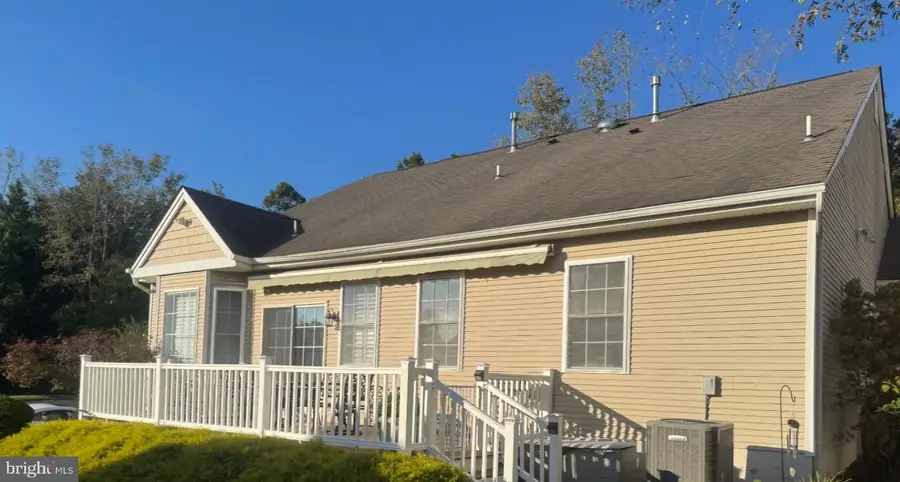 52 Goldfinch Dr, Hamilton, NJ 08690 - #2