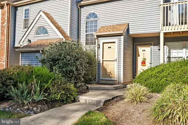 11 Tilia Ct, HAMILTON, NJ 08690