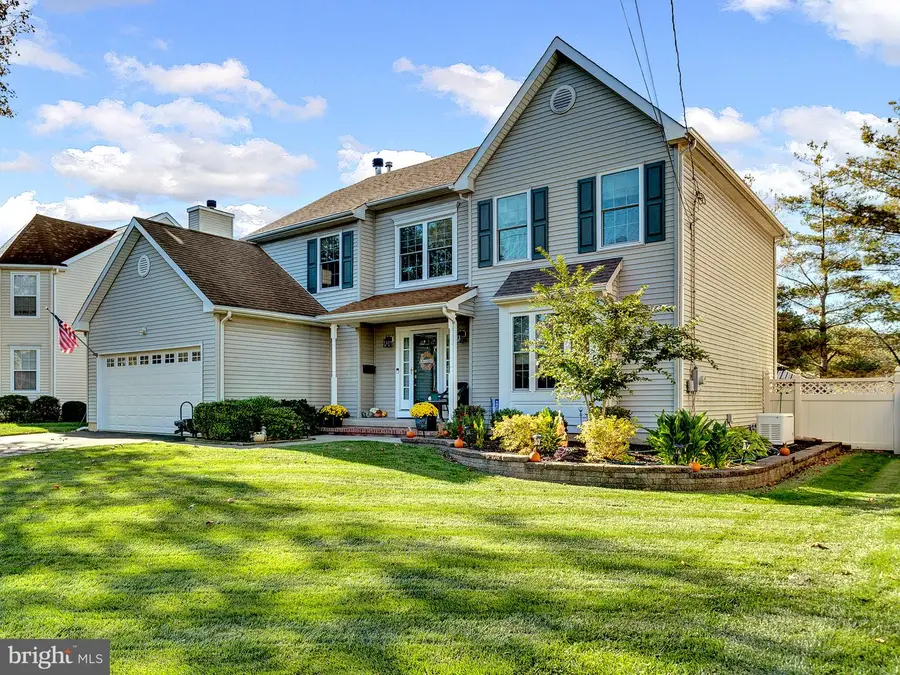 176 Acres Dr, Hamilton, NJ 08690 - #2