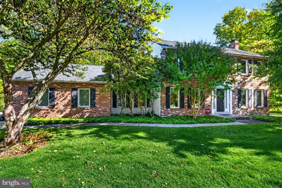 9 Locke Ct, Ewing, NJ 08628 - #2