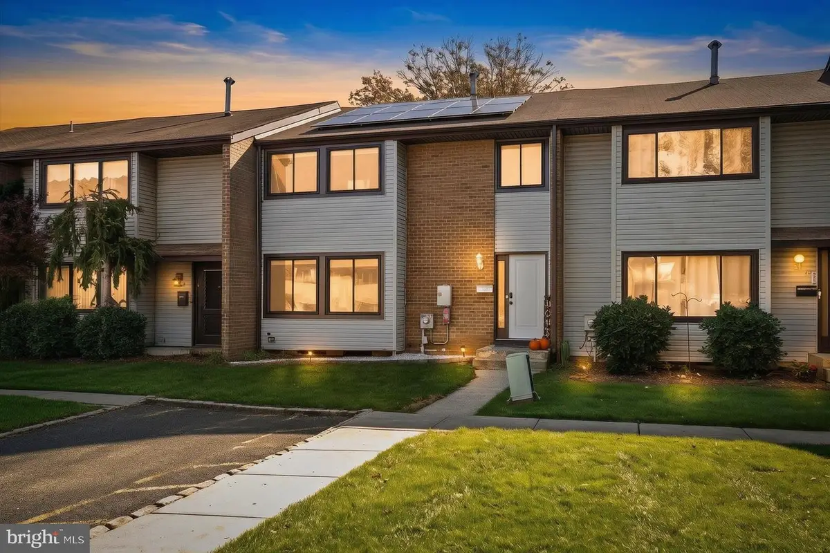 9 Twin Rivers Dr N, Hightstown, NJ 08520 - #1