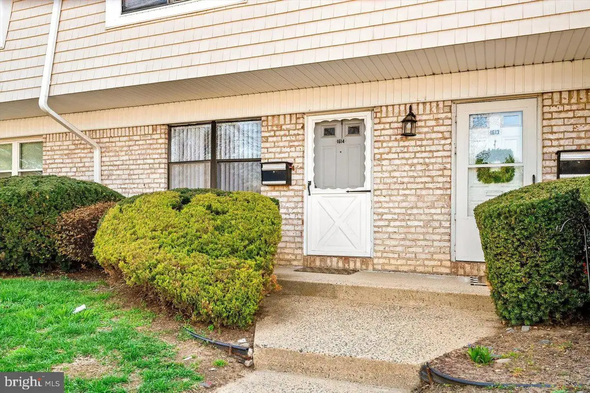 1614 Silver Ct, Hamilton, NJ 08690 - #1